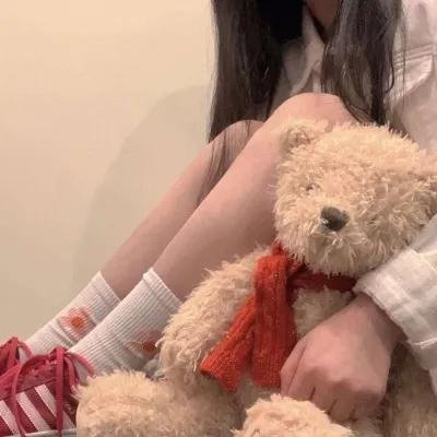 萌仔萌萌宅海报