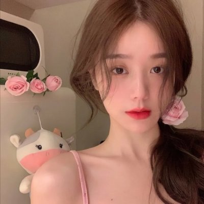 魔术师和消失的女孩海报